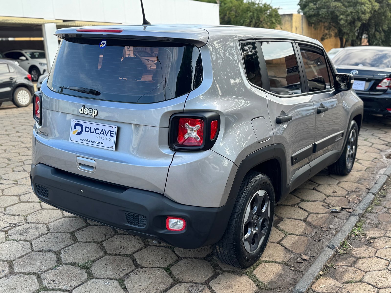 Jeep Renegade 2019 — foto 6