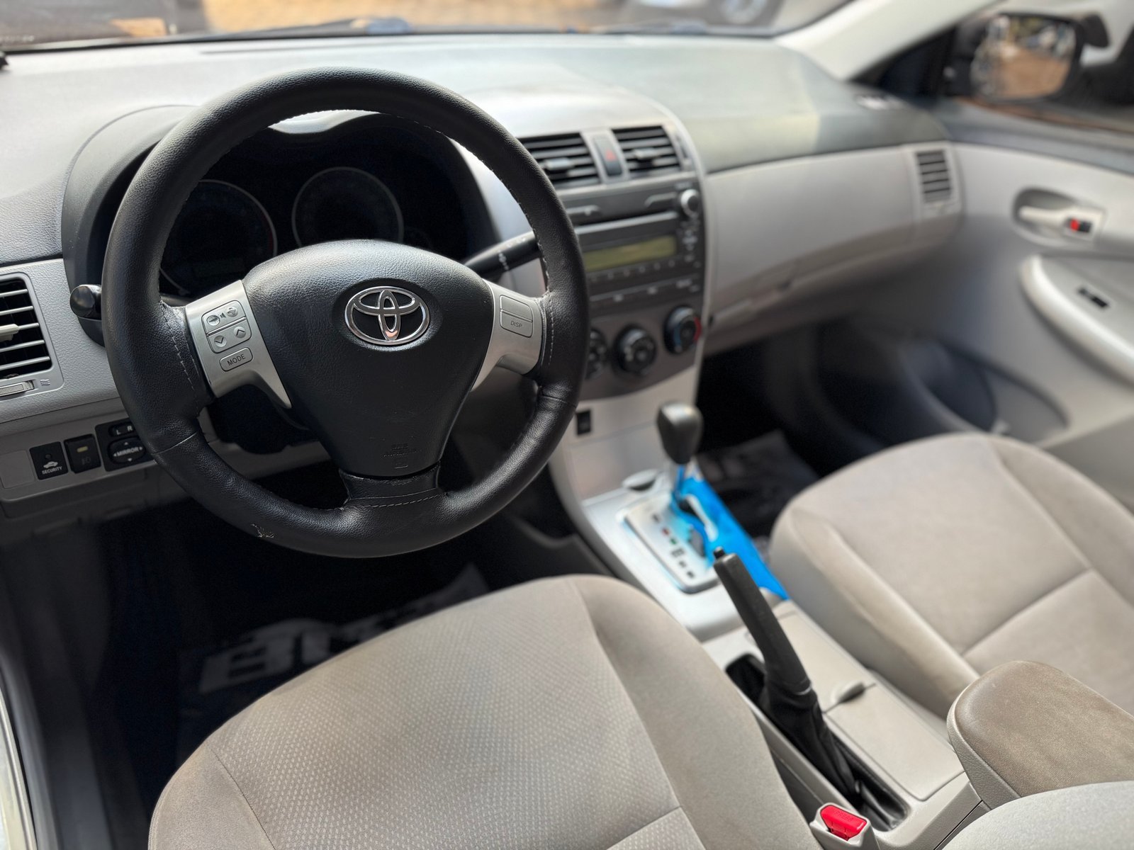 Toyota Corolla 2014 — foto 10