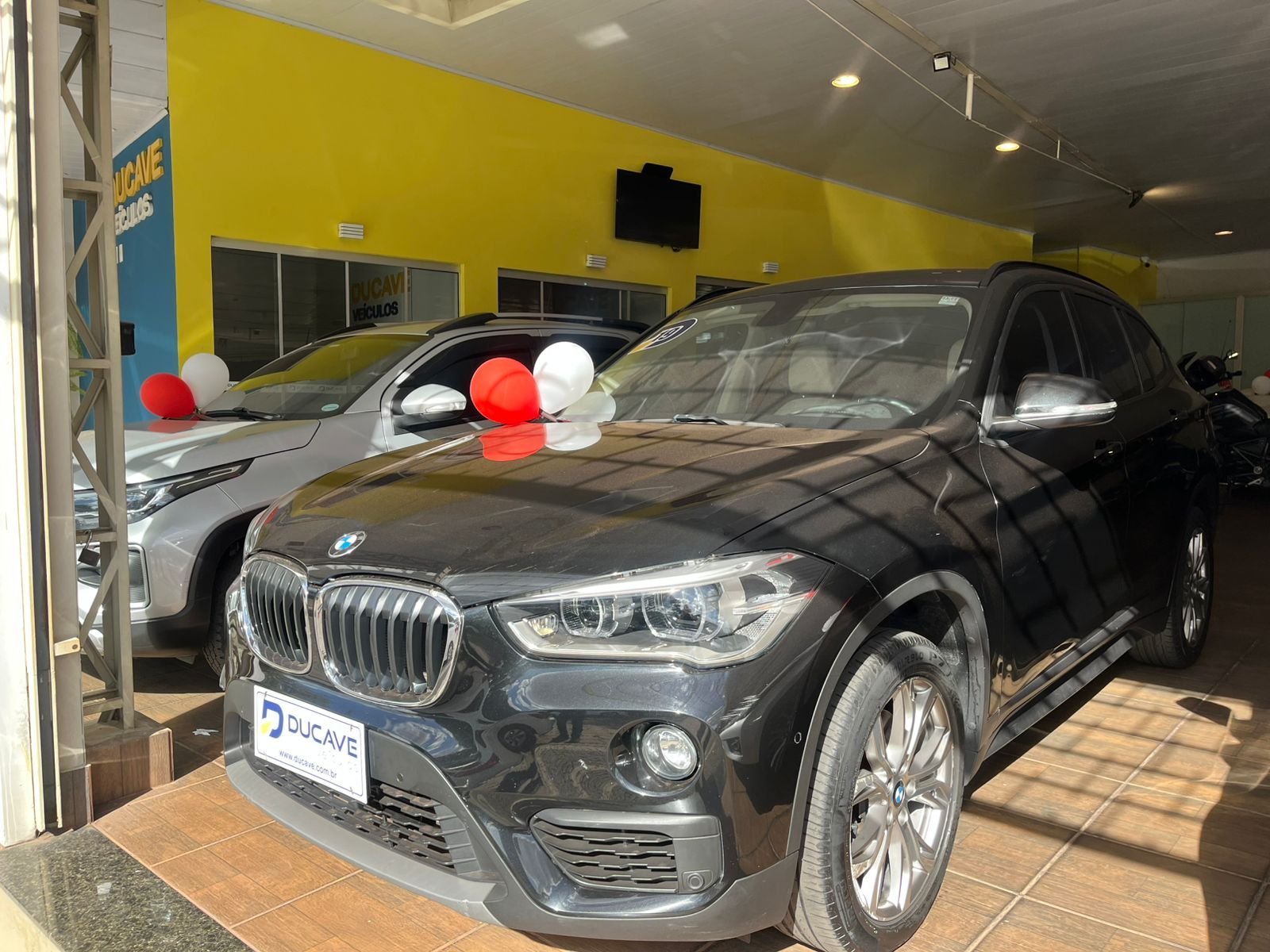 BMW X1 2019 — foto 2