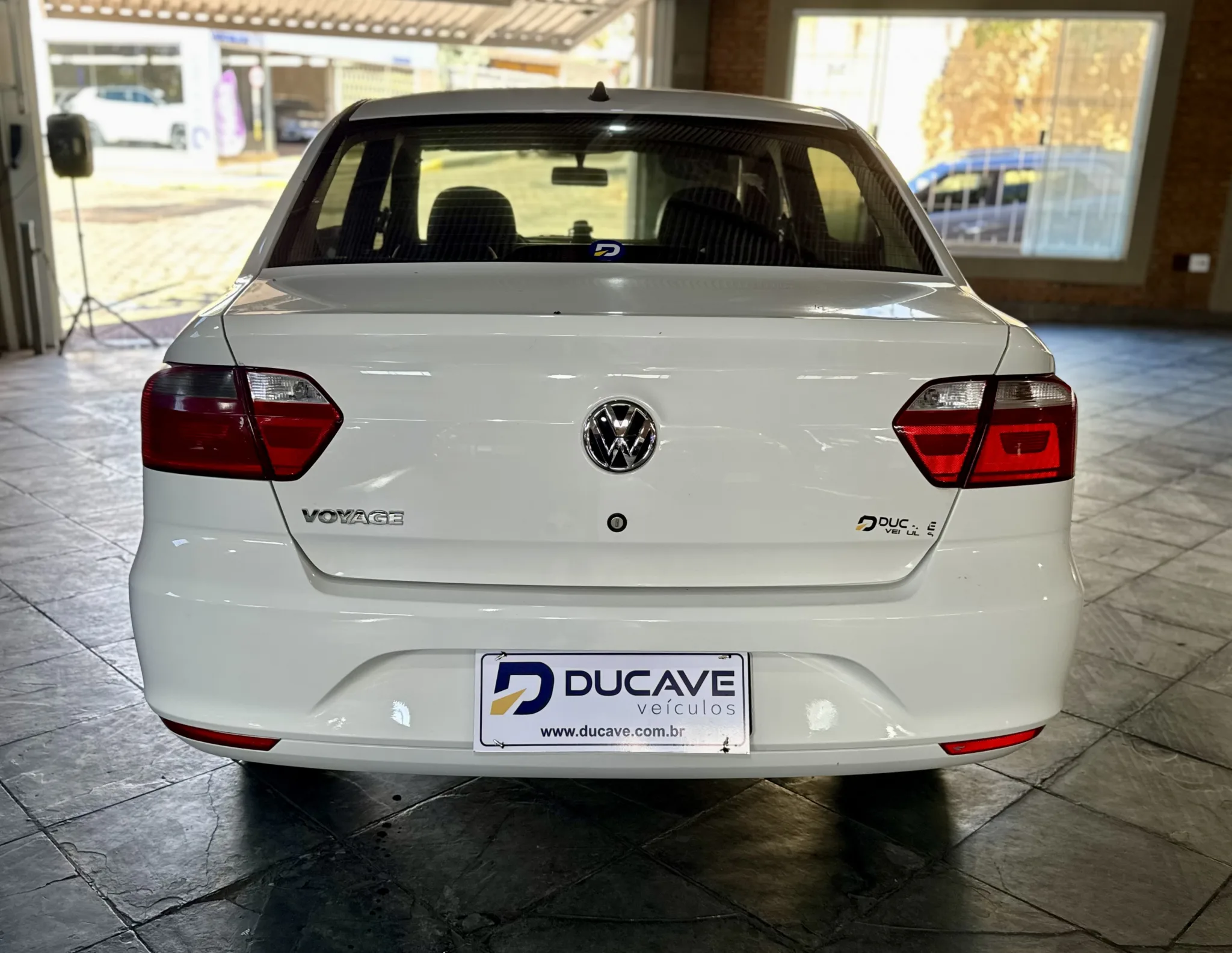 Volkswagen Voyage 2020 — foto 5