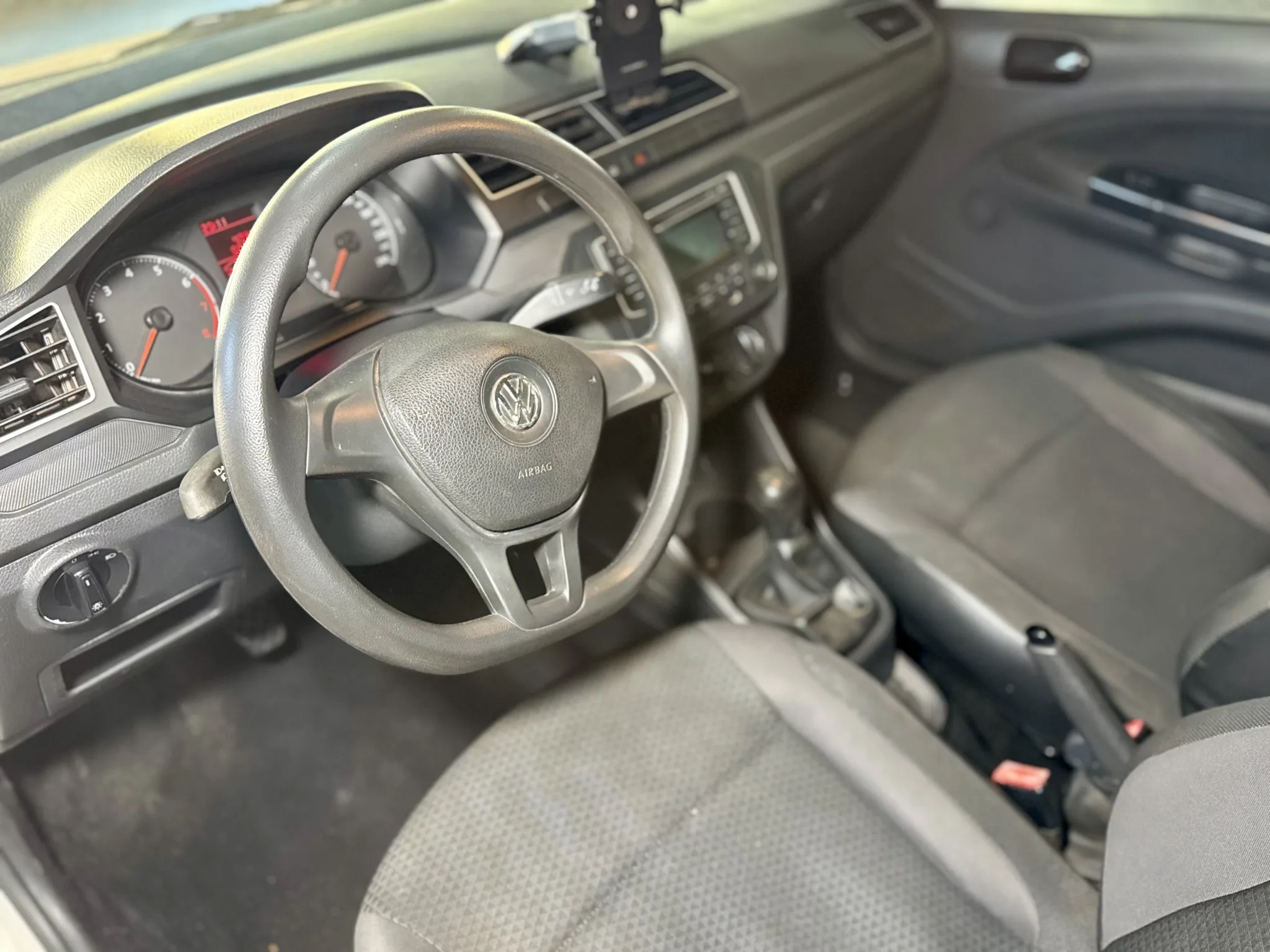 Volkswagen Voyage 2020 — foto 8