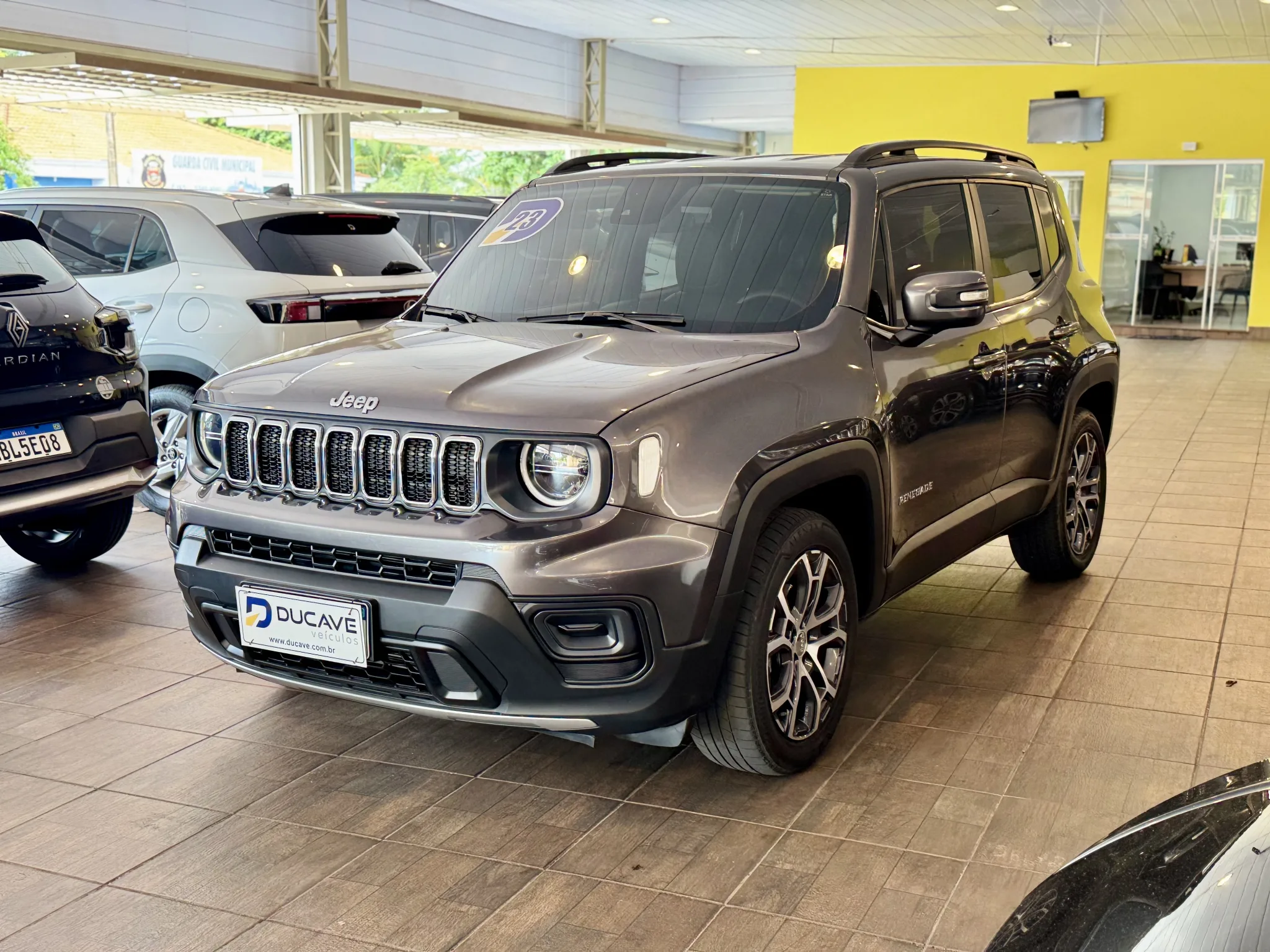 Jeep Renegade 2023 — foto 2
