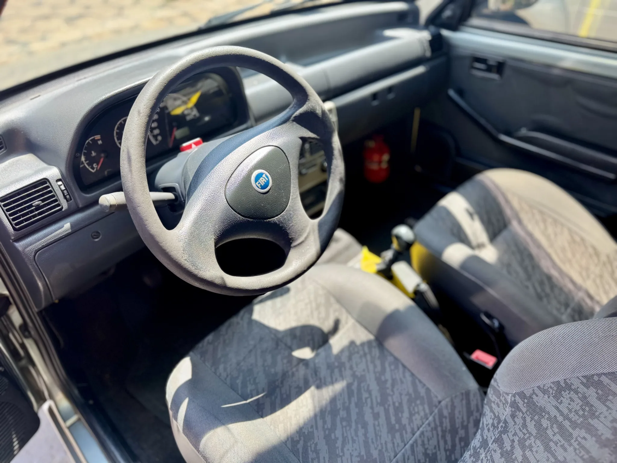 Fiat Uno 2008 — foto 8