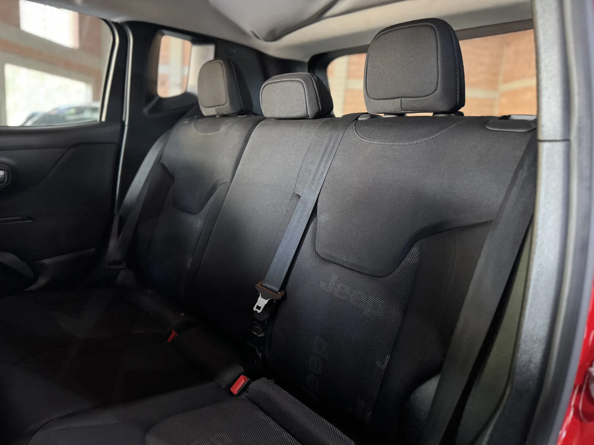 Jeep Renegade 2016 — foto 9