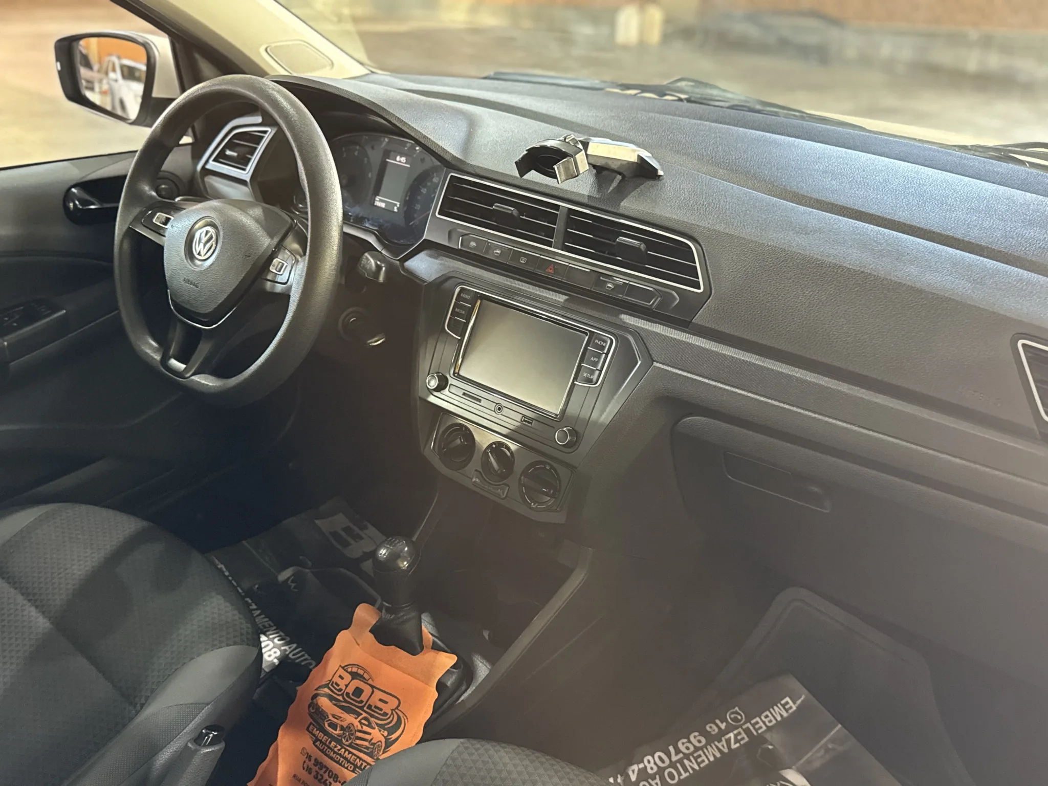 Volkswagen Voyage 2020 — foto 7