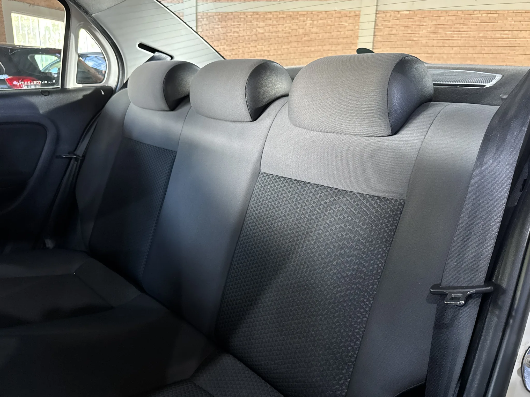 Volkswagen Voyage 2020 — foto 11