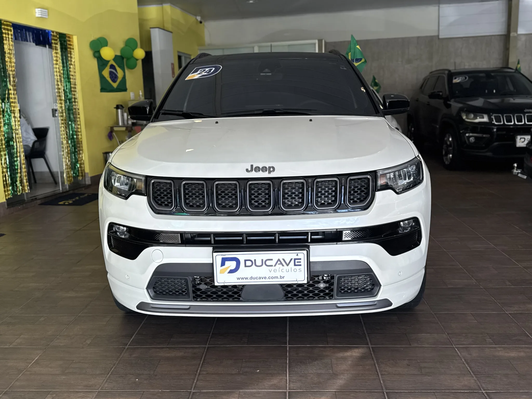 Jeep Compass 2024 — foto 1