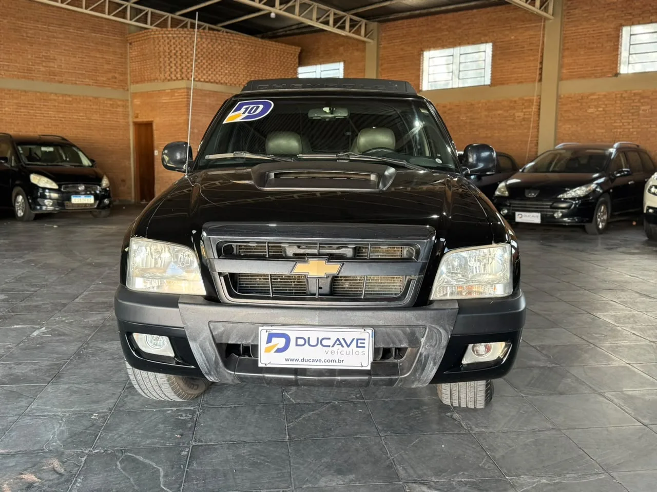 Chevrolet S10 2010 — foto 1