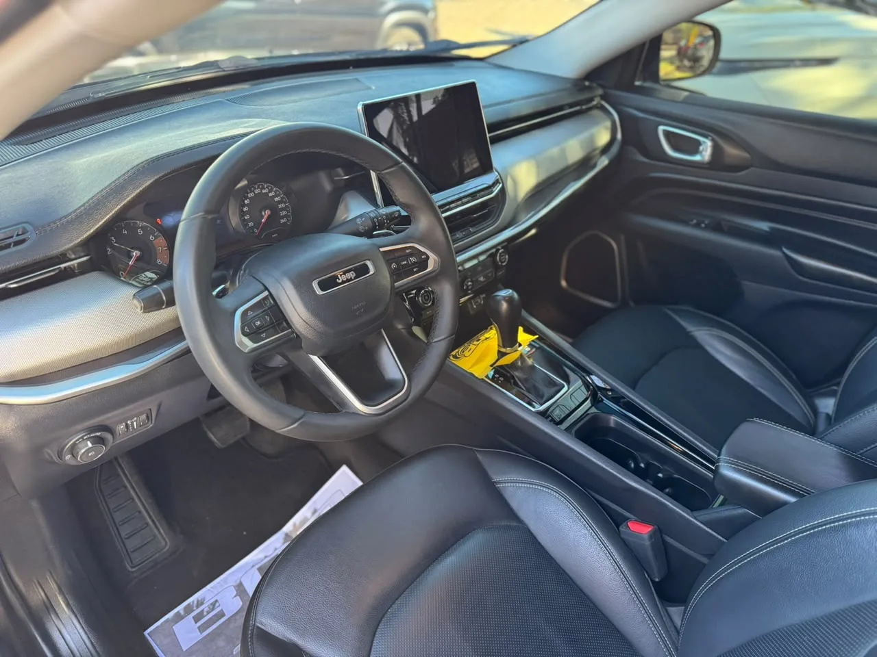 Jeep Compass 2023 — foto 3