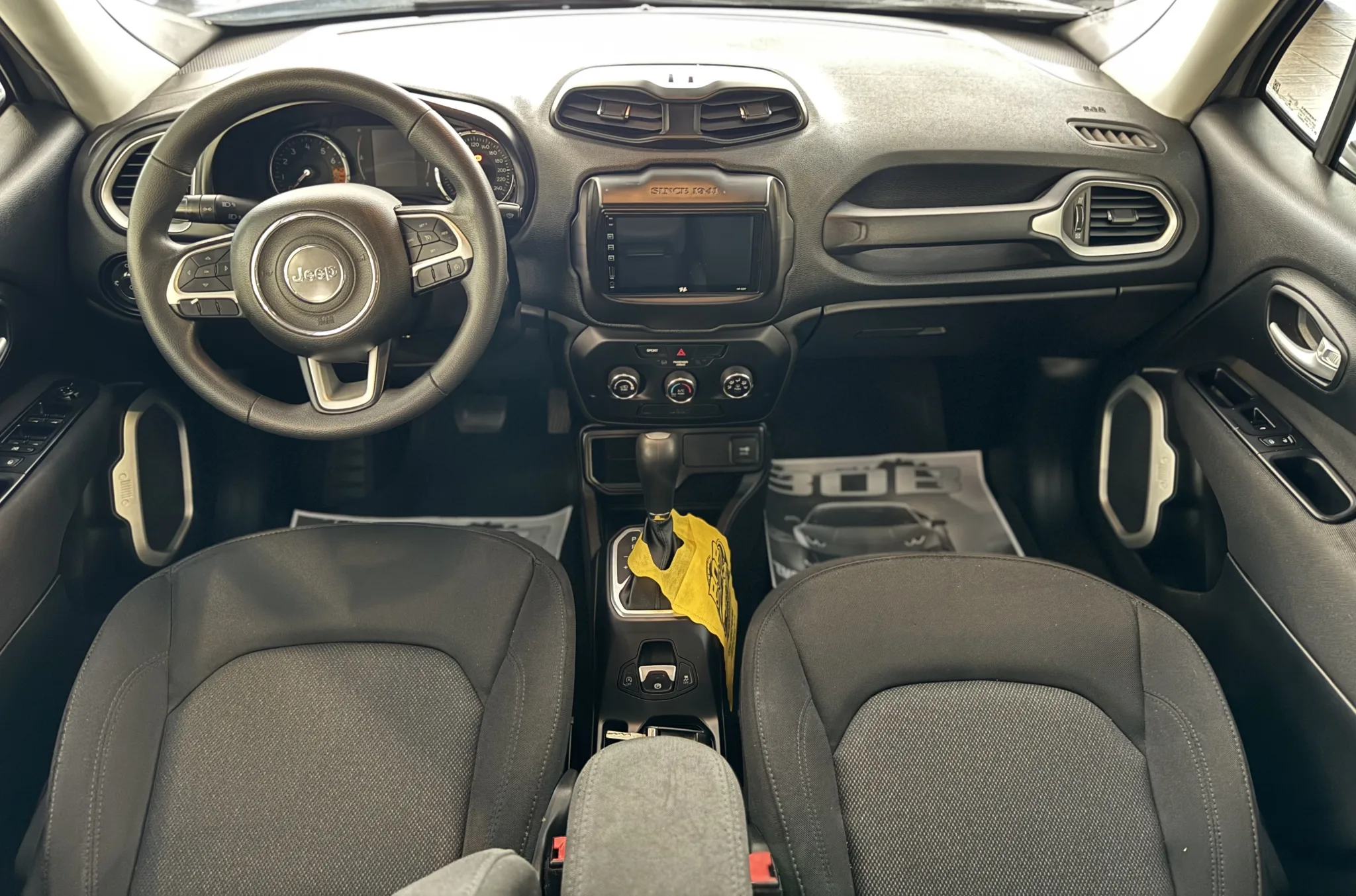Jeep Renegade 2021 — foto 4